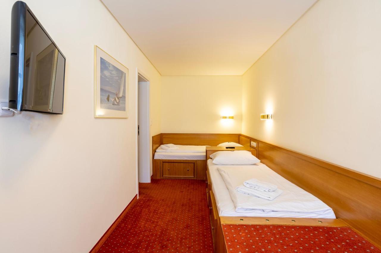 Ringhotel Warnemuender Hof Rostock Esterno foto