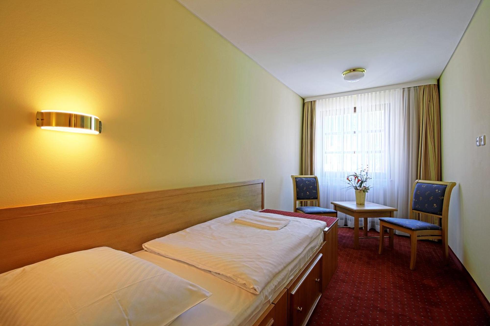 Ringhotel Warnemuender Hof Rostock Esterno foto